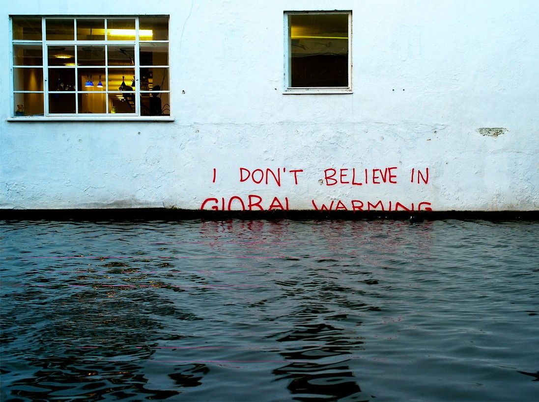 Banksy, Regent’s Canal, London (2009)